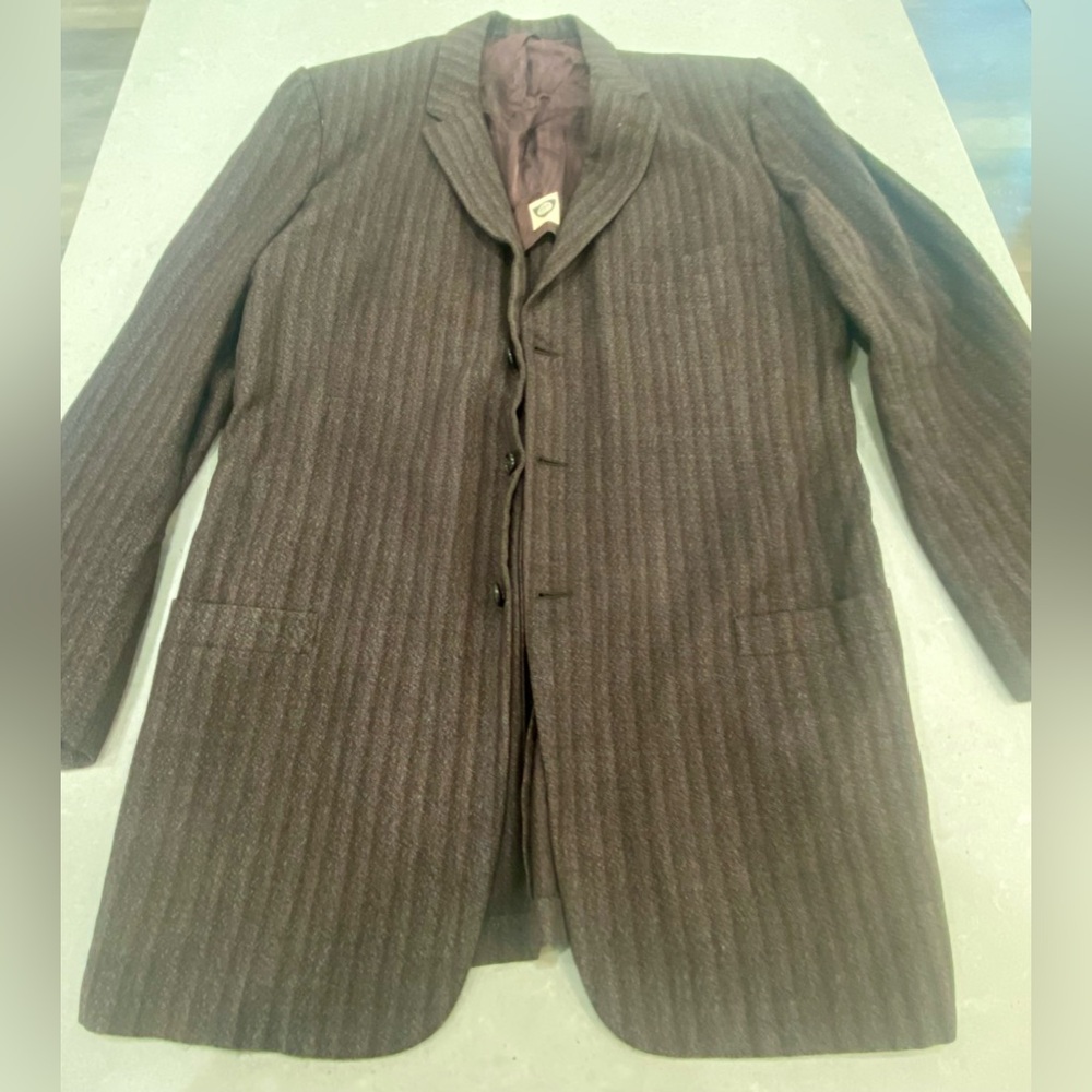 Vintage GGG Clothes Battelstein’s Brown Pinstripe Blazer with faint red lines.